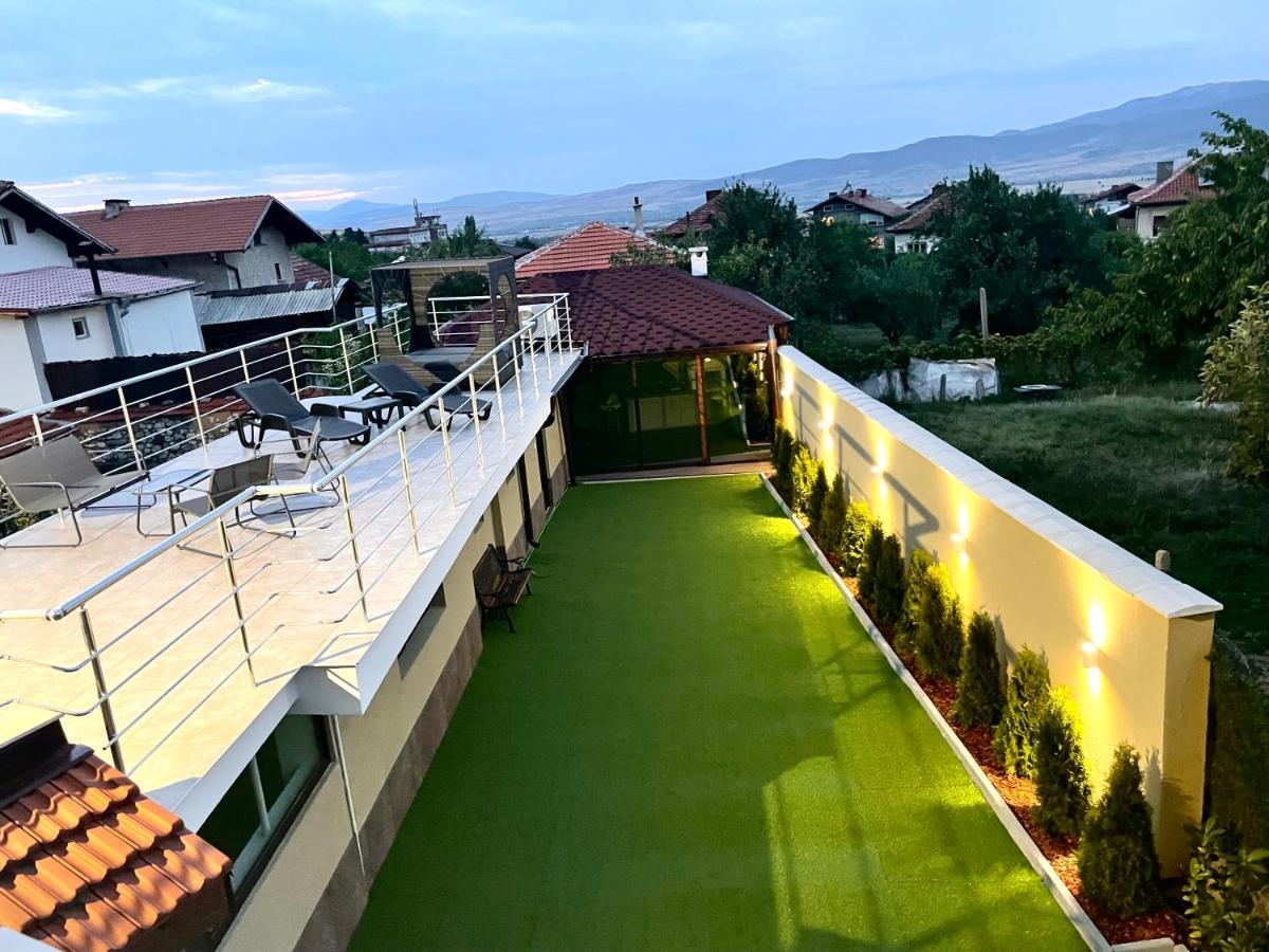 ספרבה בניה Forest Oasis Guest House Free Parking מראה חיצוני תמונה